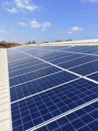 PV panelen op dak Steenfabriek Linssen